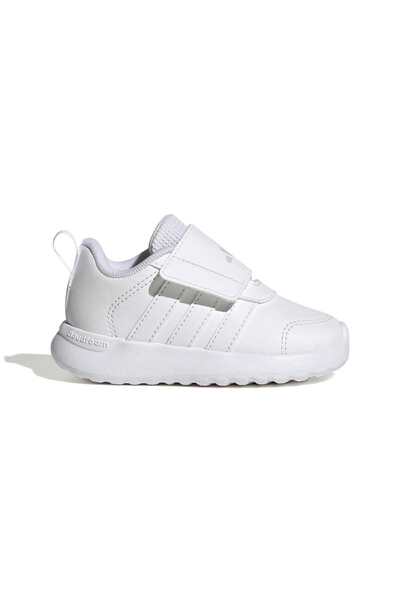 adidas في إل موڤ سي إف آي