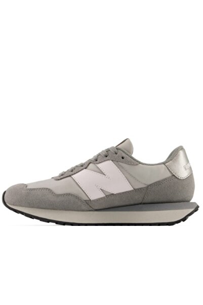 New Balance 237