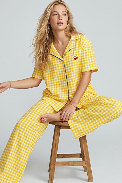 Trendyol Collection Yellow Plaid / Checkered Embroidered and Ribbed Knitted P...