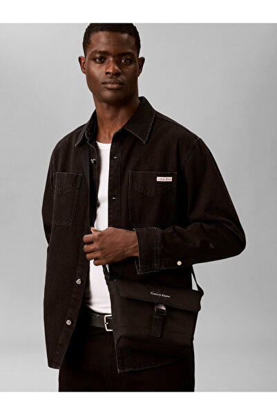 Calvin Klein BOLD SMALL FLAP MESSENGER