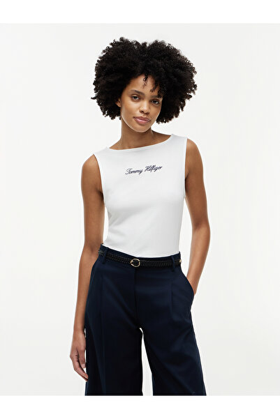 Tommy Hilfiger Kadın Pamuklu Regular Fit Yuvarlak Yaka Beyaz T-Shirt