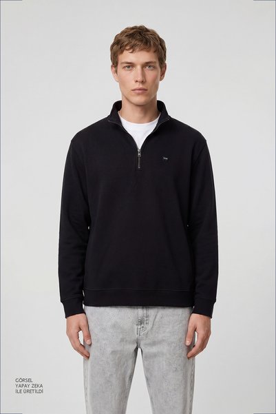 WRANGLER Siyah Erkek Dik Yaka Regular Fit Sweatshirt TW2520532001 Siyah Sweatshirt