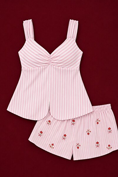 BELLA NOTTE Pembe Çizgili Ve Kiraz Desenli Şortlu Pijama Takımı