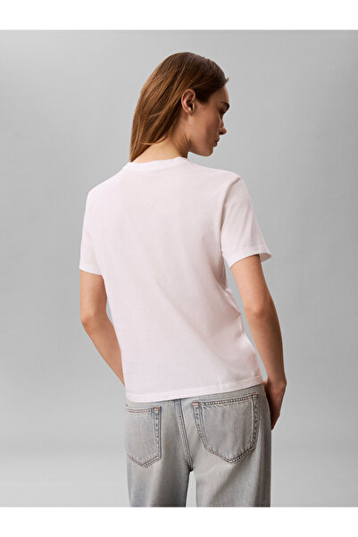 Calvin Klein Kadın SS Classic Seasonal Monologo Detaylı T-shirt