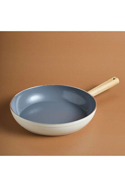 Karaca Swiss Crystal Creamy Wood 0 Non-Stick Pan with Oil-Free Non-Stick Coat...