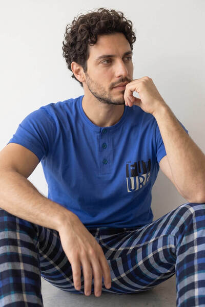 Pijamaevi Koyu Mavi Ekose Future Desenli Kısa Kollu Erkek Pijama Takımı