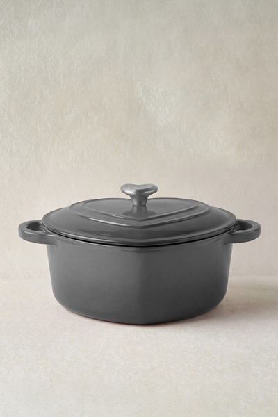 Karaca Love Cast Iron Enamelled Pot Grey 18 cm