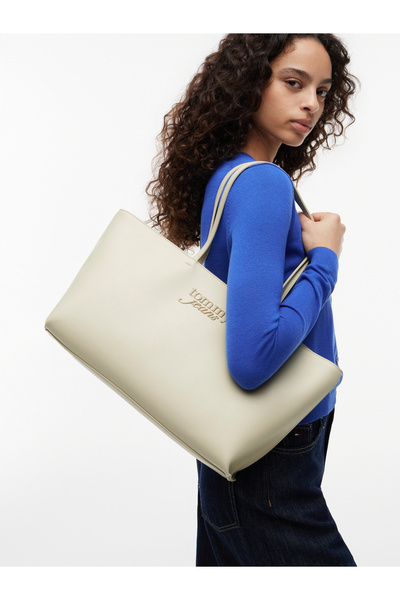 Tommy Hilfiger TJW ДОВОЖДА ДА ДОСТАВЯ