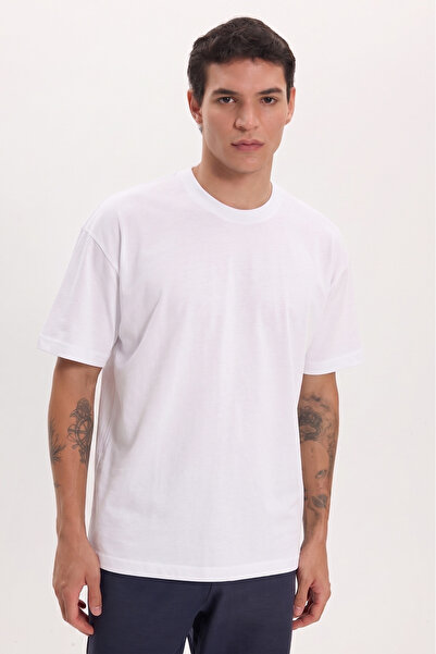 Tudors Men's boxy fit loose cut 100% cotton crew neck white t-shirt