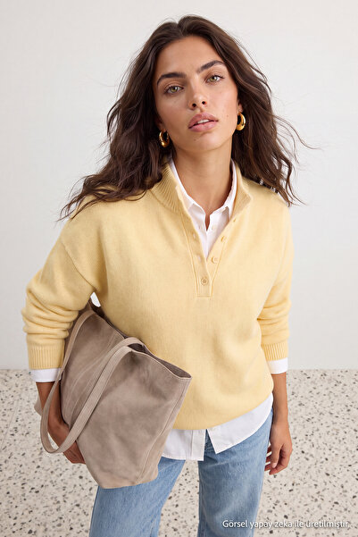 Trendyol Kollektion Gelber Wardrobe Essentials Pullover aus weichem Stricksto...