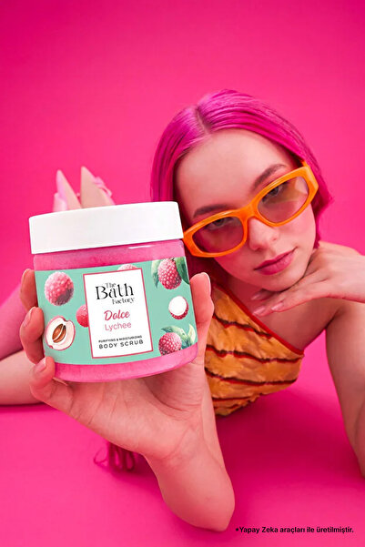 THE BATH FACTORY Nemlendirici Ve Arındırıcı Vücut Peelingi - Liçi Aromalı 300gr