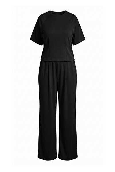 Trendyol Collection طقم أسود سادة بخصر ضيق وتفاصيل عند الخصر وساق واسعة وملمس...