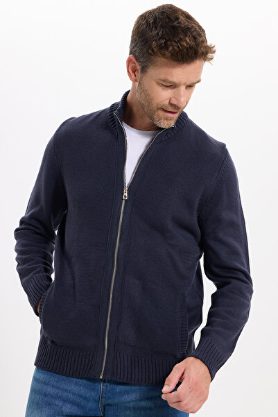 Tudors Herren-Cardigan mit Standard-Passform, normalem Schnitt und Reißversch...