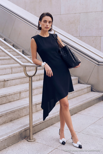 Trendyol Collection Black Asymmetrical Hem Detailed A-Line/ Bell Form Short /...