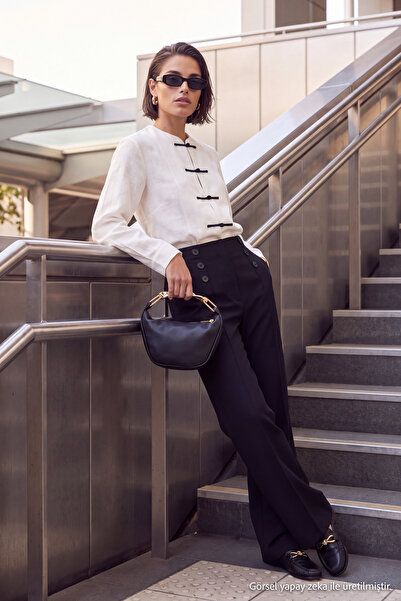 TRENDYOL SHOES Μαύρη χρυσή μεταλλική λαβή Γυναικεία τσάντα ώμου μίνι μεγέθους...
