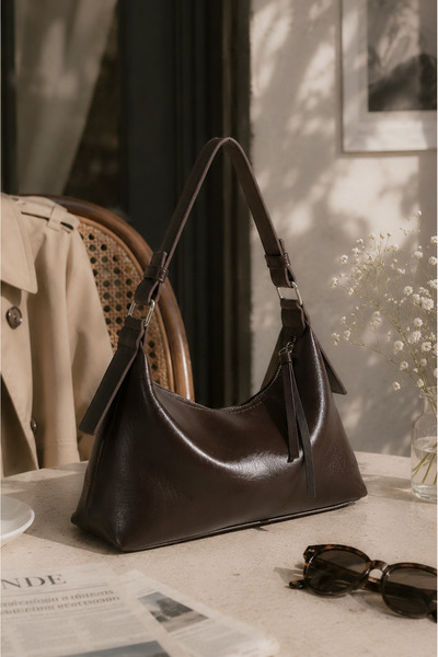 Rimense Women's Bitter Brown Lined Hand and Shoulder Bag