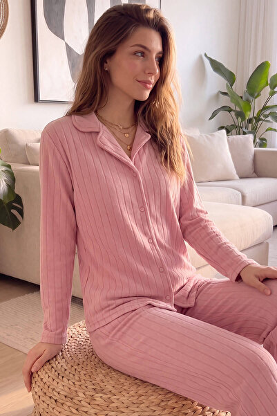 Pijamaevi Set de pijamale din fleece de pluș cu nasturi uni roz