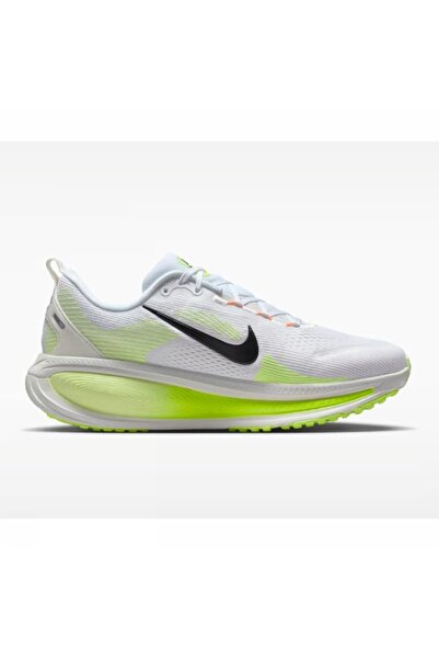 Nike VOMERO 18