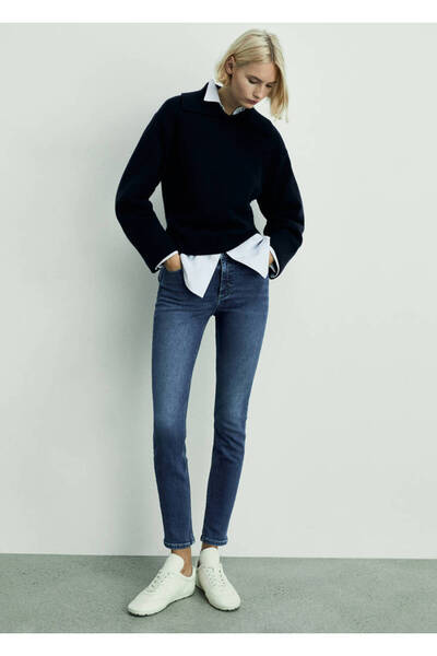 MANGO Koyu Denim Kadın Jeans 87010248