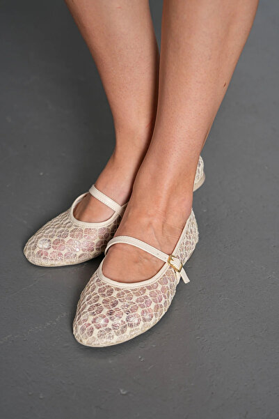 golden heel Women's Beige Sequined Mesh Detailed Strappy Ballet Flats.