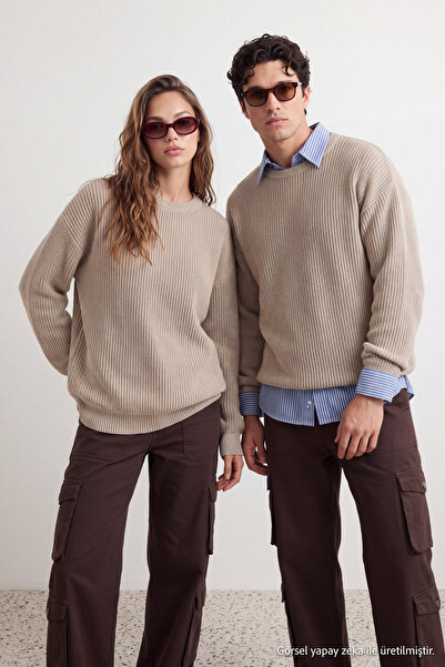 TRENDYOL MAN Taş Oversize Bisiklet Yaka Düz Kazak TMNAW23KZ00189