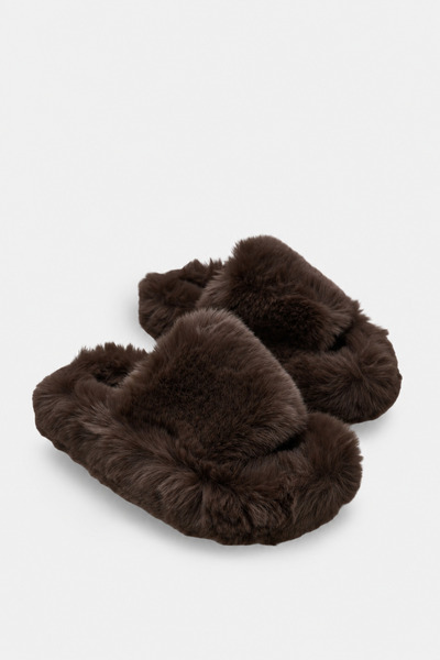 Capone Outfitters Nyssa Peluş Tüylü Kadın Ev Terliği