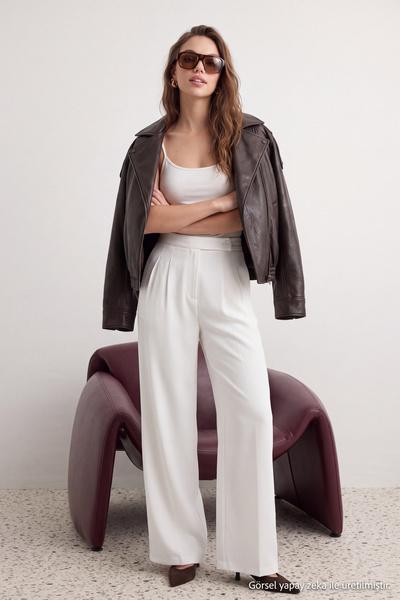 TRENDYOLMİLLA Ekru Wide Leg/Geniş Paça Yüksek Bel Dokuma Kumaş Pantolon TWOAW...
