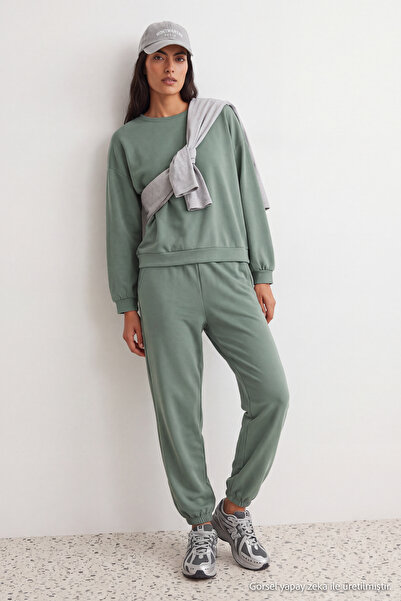 Kolekce Trendyol Zelená 2-vláknová pletená tepláková souprava Basic Jogger s ...