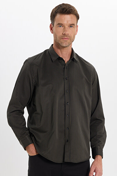 Tudors Men's Regular Fit Comfortable Cut Long Sleeve Easy-Iron Gingham Khaki ...