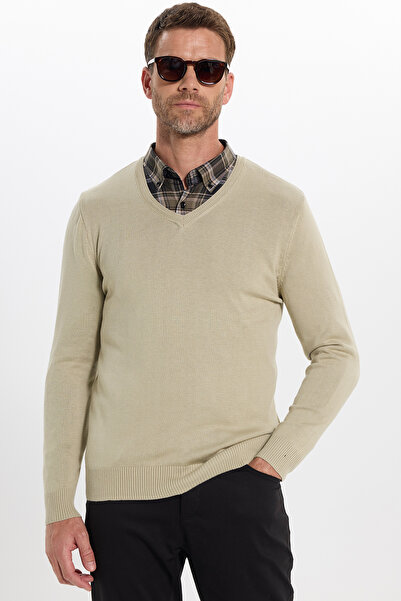 Tudors Men's Slim Fit V-Neck Cotton Stone Color Sweater