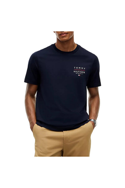 Tommy Hilfiger T-shirt με σχέδιο  "BRAND LOVE " στην αριστερή πλευρά του στήθ...