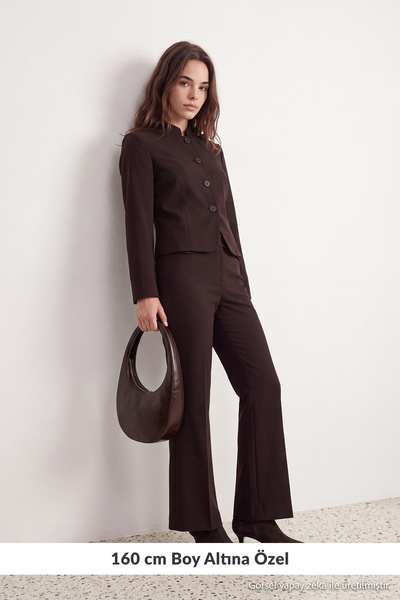 TRENDYOLMİLLA Petite Koyu Kahverengi Bootcut Pantolon TWOAW27PL00094