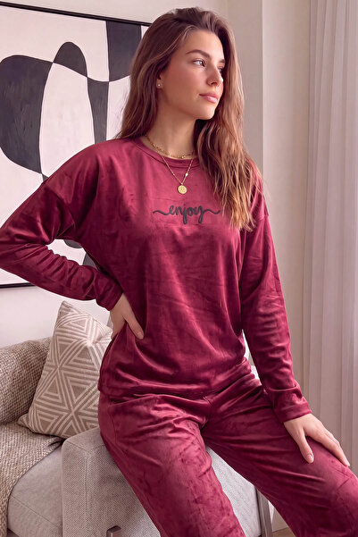 Pijamaevi Claret Red Απολαύστε αποκλειστικό βελούδινο σετ γυναικείων πιτζάμες...