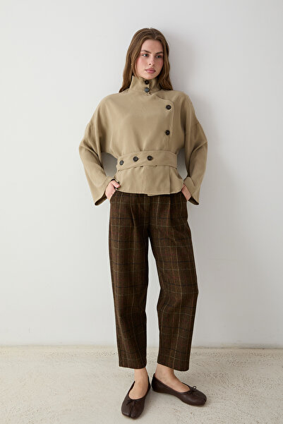 Trendyol Collection سترة كاكي بياقة عالية من الليوسيل TWOAW27CE00020
