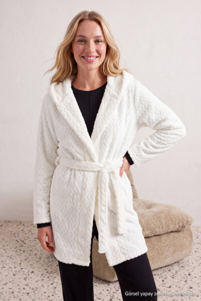 Trendyol Collection White Patterned Hooded Wellsoft Winter Knitted Dressing G...