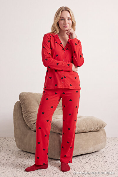 TRENDYOLMİLLA Kırmızı %100 Pamuklu Kalpli Örme Pijama Takımı THMAW21PT0548