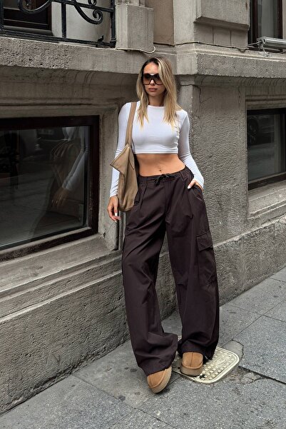 Swist Kahverengi Bel ve Paça Lastikli Kargo Cepli Extra Bol Paça Kadın Paraşut Pantolon