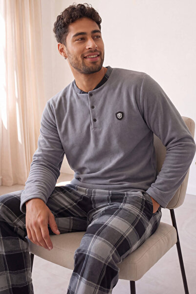 Pijamaevi Gri Siyah Ekose Desenli Polar Erkek Pijama Takımı