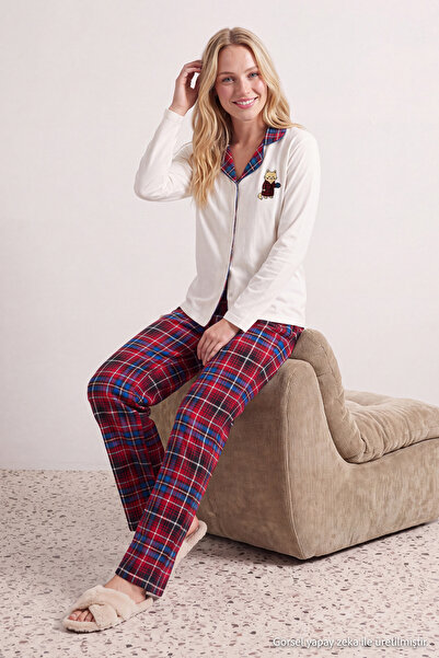 Trendyol Collection طقم بيجاما محبوك من قطن 100%، بنقشة مربعات وطبعة قطة، بال...