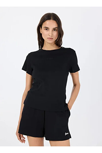 Guess Gelsey Kadın Aktif Regular Fit T-Shirt