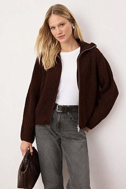 Trendyol Collection Wardrobe Essentials Dark Brown Zippered Soft Textured Wid...