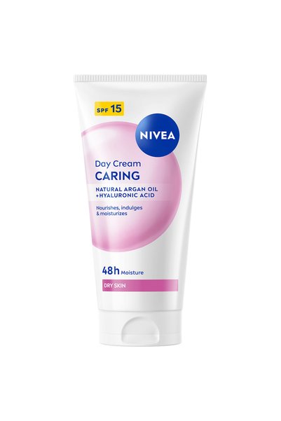 NIVEA Cremă de zi nutritivă pentru piele uscată cu SPF 15, 50 ml