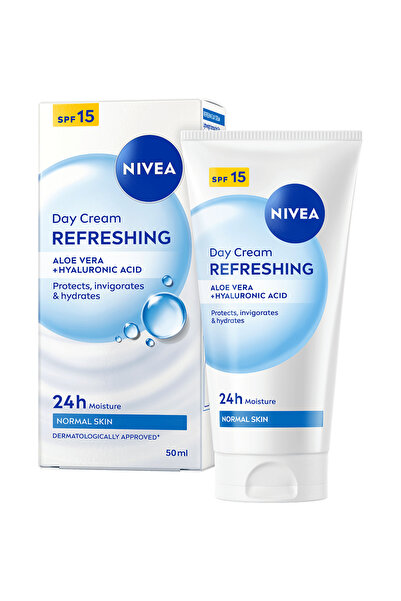 NIVEA Cremă de față hidratantă de zi cu SPF 15, 50 ml