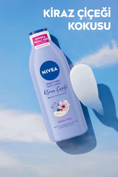 NIVEA Kiraz Çiçeği Kokulu Nemlendirici Vücut Bakım Losyonu 400ml, X2 Adet Set