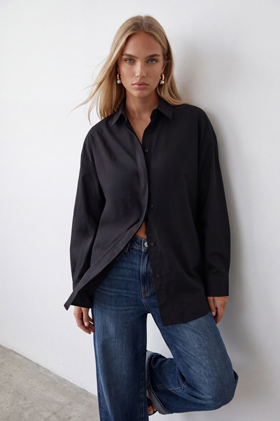 Trend Alaçatı Stili Schwarzes, übergroßes, langes, gewebtes Hemd für Damen AL...