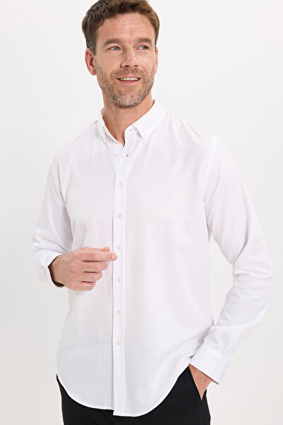 Tudors Herren Slim Fit Langarmhemd aus Baumwolle, bügelleicht, weiß, mit Knop...