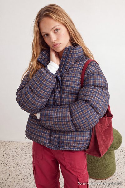 Trendyol Collection Palton pufos supradimensionat cu model în carouri bleumar...