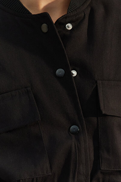 Trendyol Collection Černý kabát Bomber Jacket TWOAW24MO00291