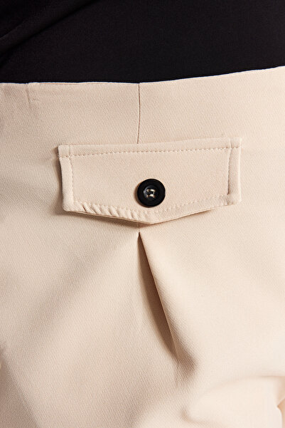 Trendyol Curve Cream Pocket Detailed Woven Trousers TBBAW24AR00015