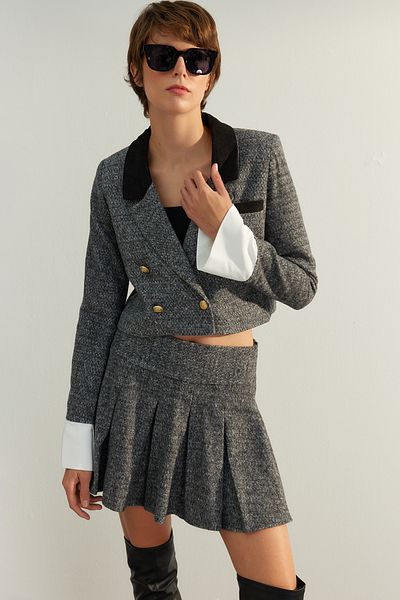 Trendyol Collection Szürke prémium vágógombos részletes szövött blézerkabát TWOAW24BC00071